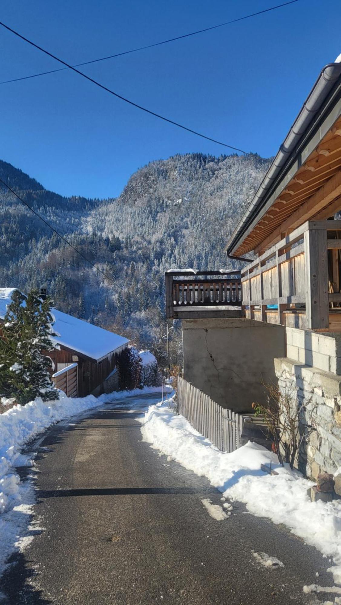 Bed and Breakfast Le Nid Des Cerfs Essert-Romand Exteriér fotografie
